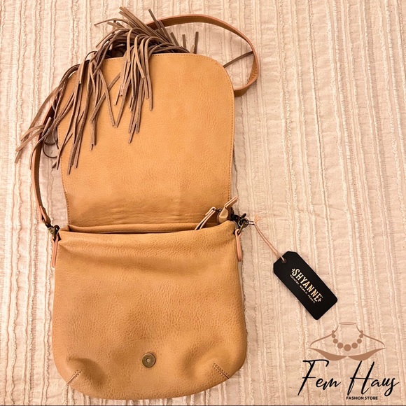 Crossbody - Picture 2 of 3